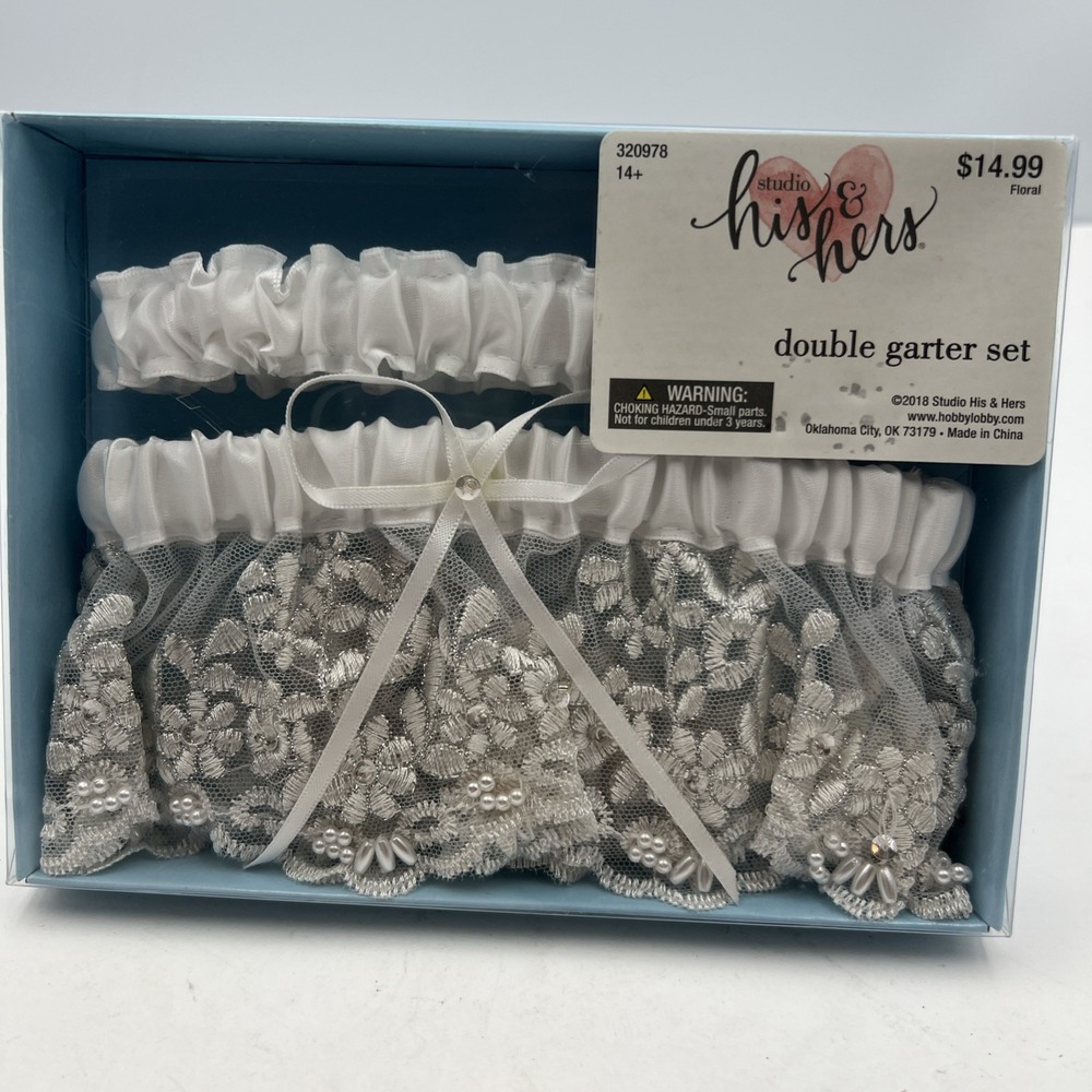 Studio His&Hers Bridal Fashion Show/Wedding White double Garter‎ set NIB